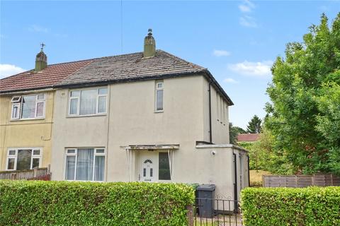2 bed property, in Raynel Mount, £200,000