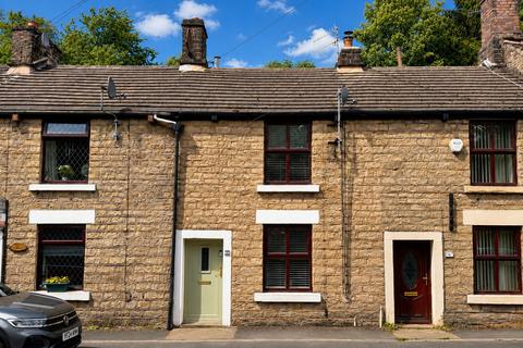 2 bed property, in Primrose Lane, £220,000