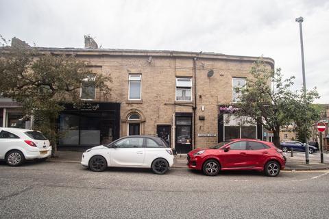 2 bed property, in Stamford Street, £142,500