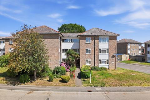 1 bed property, in Barnard Road, £160,000