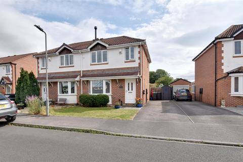 3 bed property, in Bransdale Avenue, £230,000