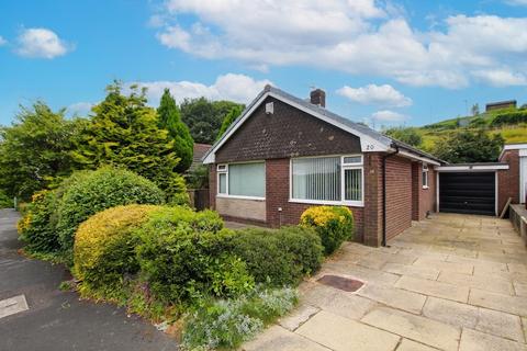 2 bed property, in Chelburn View, £260,000