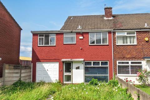 4 bed property, in 45 Taylor Lane, £120,000