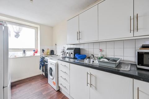 3 bed property, in Knighthead Point, £260,000