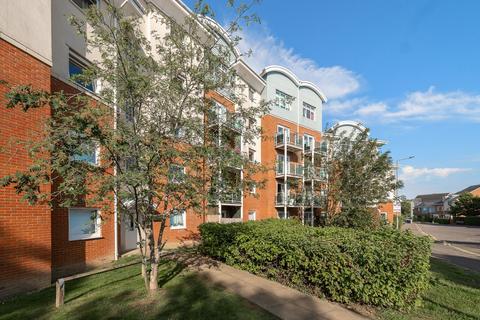 2 bed property, in 1 Foxboro Road, £230,000