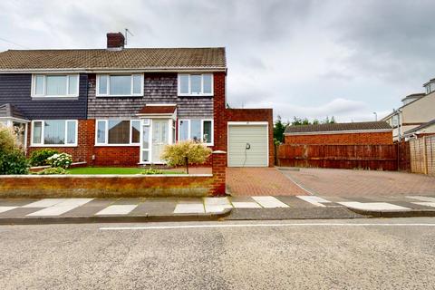3 bed property, in Cloister Avenue, £249,950
