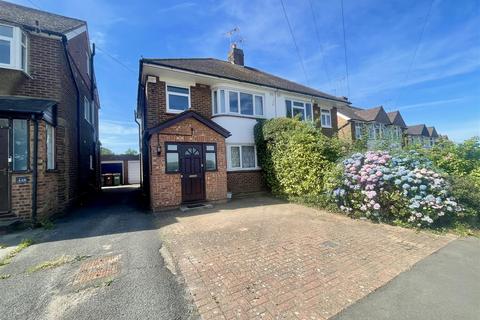 3 bed property, in Mutton Lane, £559,000