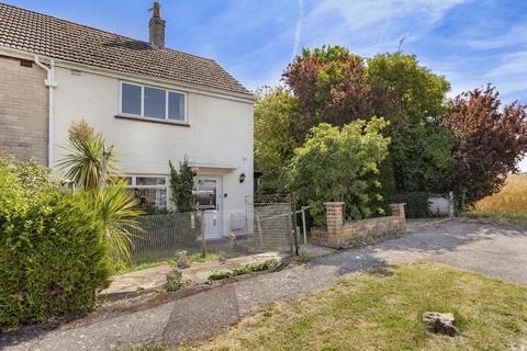 2 bed property, in Windmill Place, £250,000