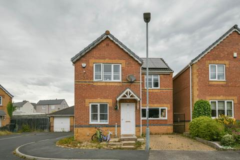 4 bed property, in Springfield Meadow, £160,000