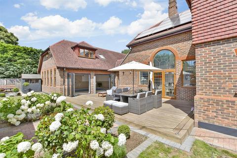 5 bed property, in Cooling Street, £1,300,000
