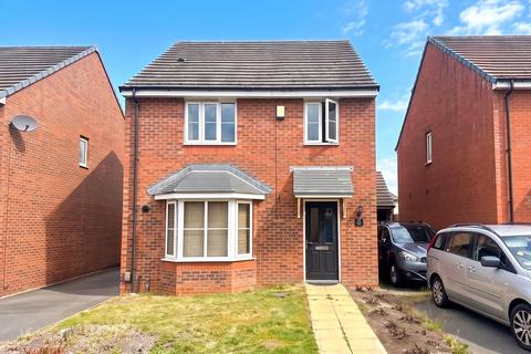5 bed property, in Rakegate Close, £325,000