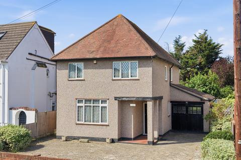 3 bed property, in Redden Court Road, £650,000