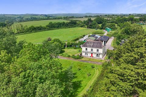 4 bed property, in High Bickington, £1,295,000