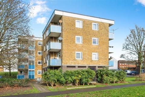 1 bed property, in Napier Road, £75,000