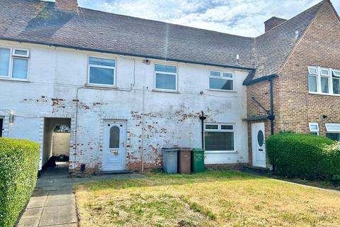 3 bed property, in Grasswood Road, £140,000