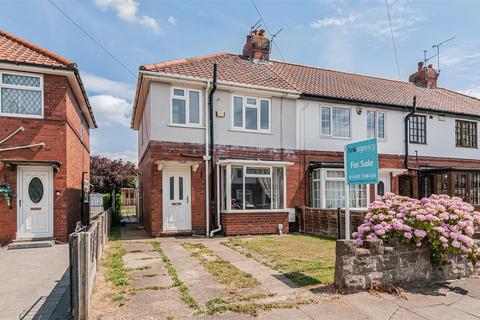 4 bed property, in Shaftesbury Avenue, £215,000