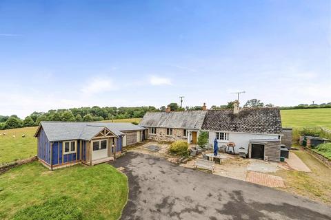 3 bed property, in Waddicombe, £550,000