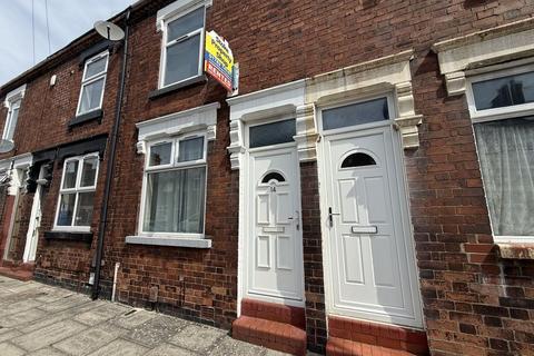 3 bed property, in Carlton Road, £120,000