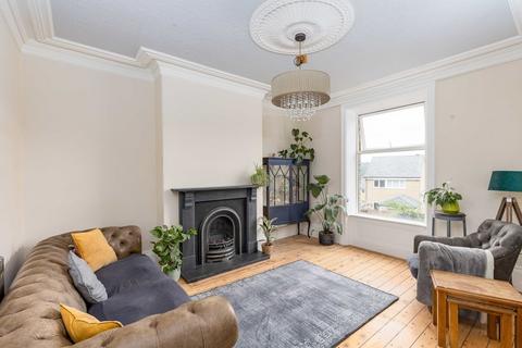 4 bed property, in 4 Egremont Street, £225,000