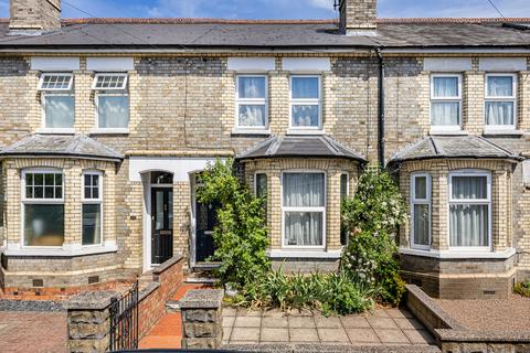 3 bed property, in Star Road, £450,000