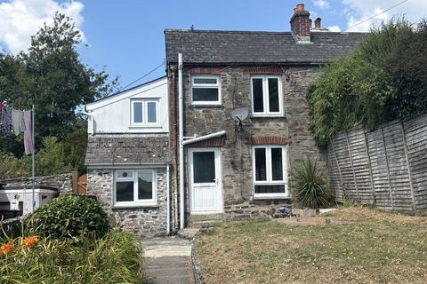 2 bed property, in Victoria, £190,000