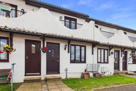 2 bed property, in Rosebery Road, £210,000