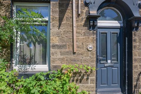 5 bed property, in Sheffield Road, £220,000