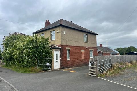 3 bed property, in Eastwood Villas, £120,000