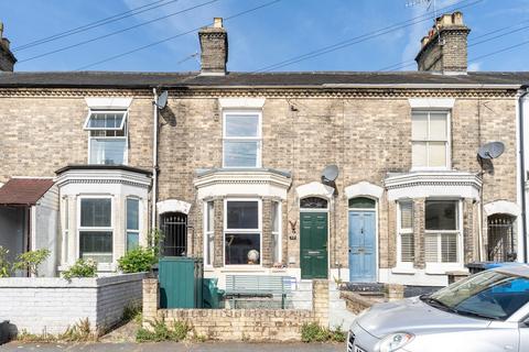 3 bed property, in Cardiff Road, £280,000