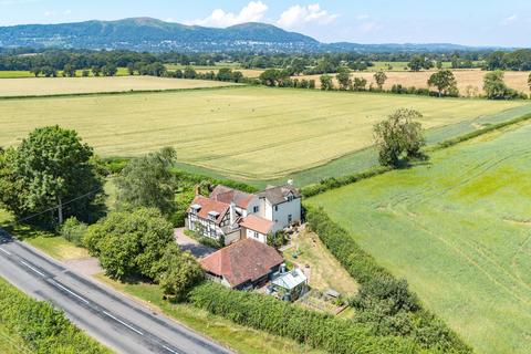 3 bed property, in Priestfields, £775,000