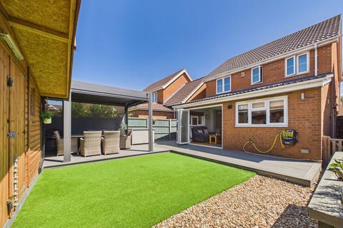 3 bed property, in Riley Close, £340,000