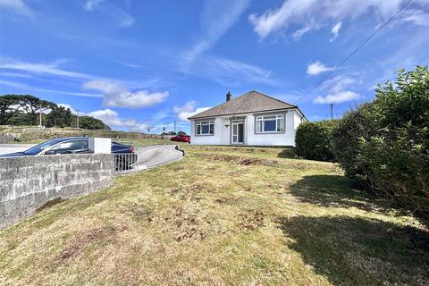 4 bed property, in Church Road, £395,000