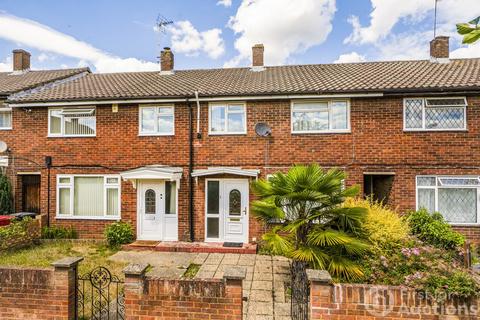 3 bed property, in Wordsworth Road, £295,000