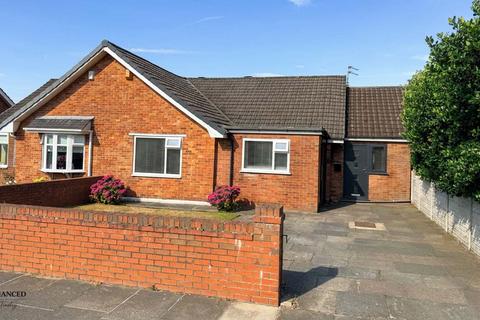 2 bed property, in Garstang Road, £250,000