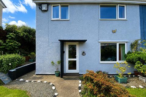 3 bed property, in Min Y Llan, £115,000