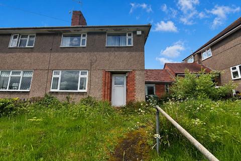 1 bed property, in Sutherland Road, £80,000