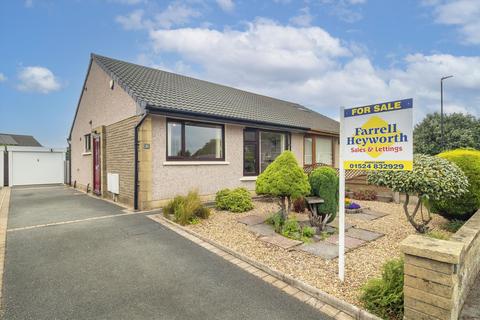 3 bed property, in Chestnut Drive, £260,000