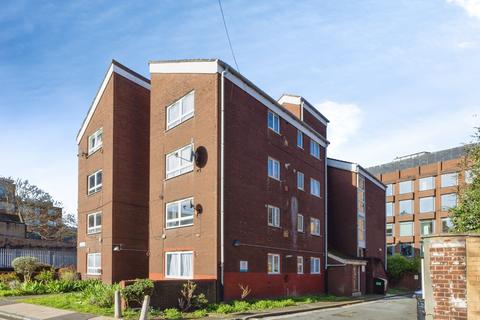 1 bed property, in Tennis Street, £430,000