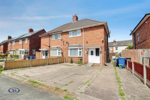 3 bed property, in Vernon Avenue, £160,000