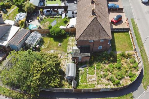 4 bed property, in Danes Way, £460,000
