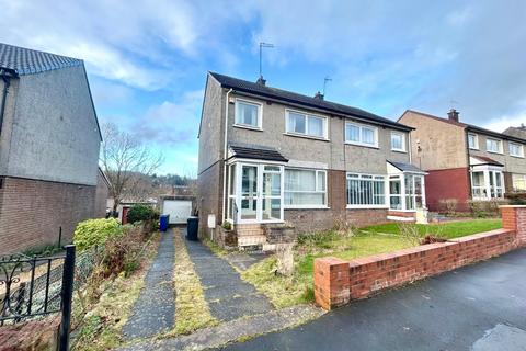 3 bed property, in Annan Drive, £175,000