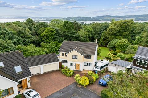 6 bed property, in 65 Macleod Drive, £495,000