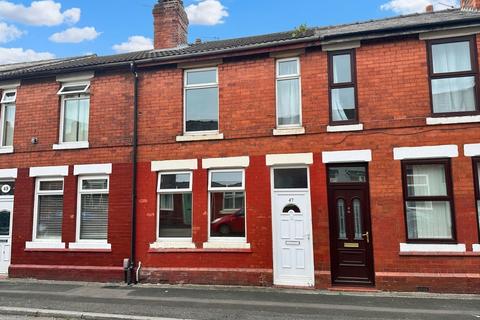 2 bed property, in Algernon Street, £150,000