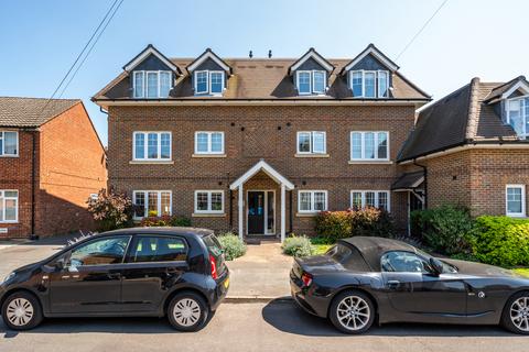 2 bed property, in North Town Road, £299,950