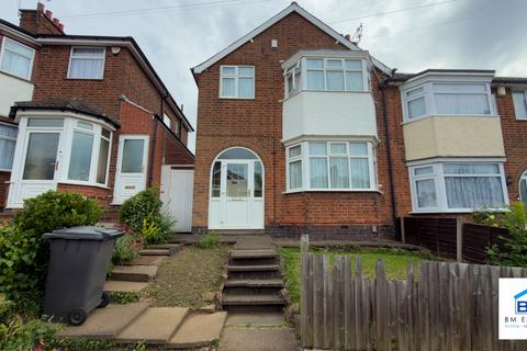 3 bed property, in Bodnant Avenue, £300,000