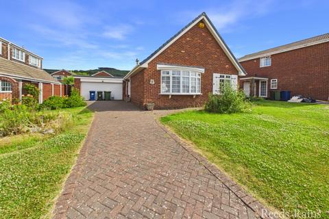 4 bed property, in Eglinton Avenue, £280,000