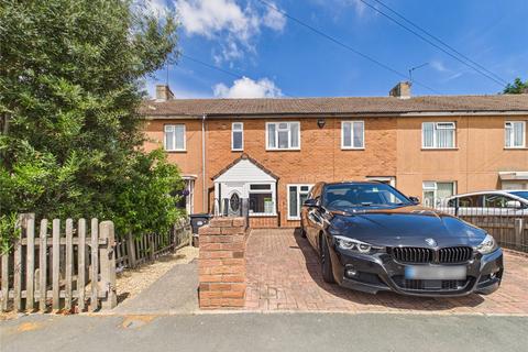 4 bed property, in Broomhill Road, £325,000