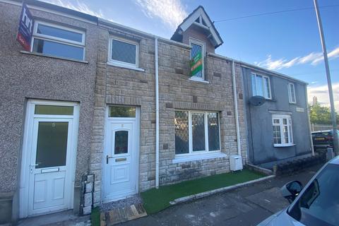 4 bed property, in Pant Yr Heol, £110,000