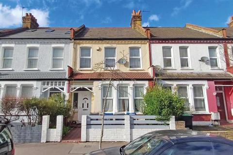 3 bed property, in Thornton Heath CR7, £400,000