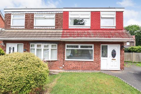 3 bed property, in Lindsworth Close, £250,000